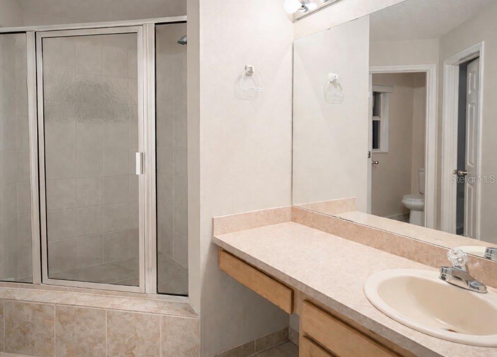 ASHLEY OAKS - Residential