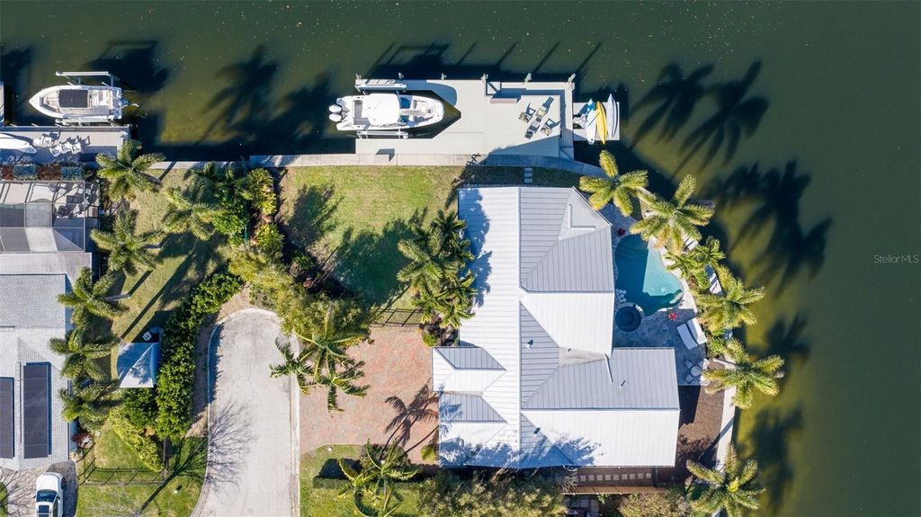 Photo of 1481 49th Avenue NE, St Petersburg, FL 33703 (MLS # TB8473549)