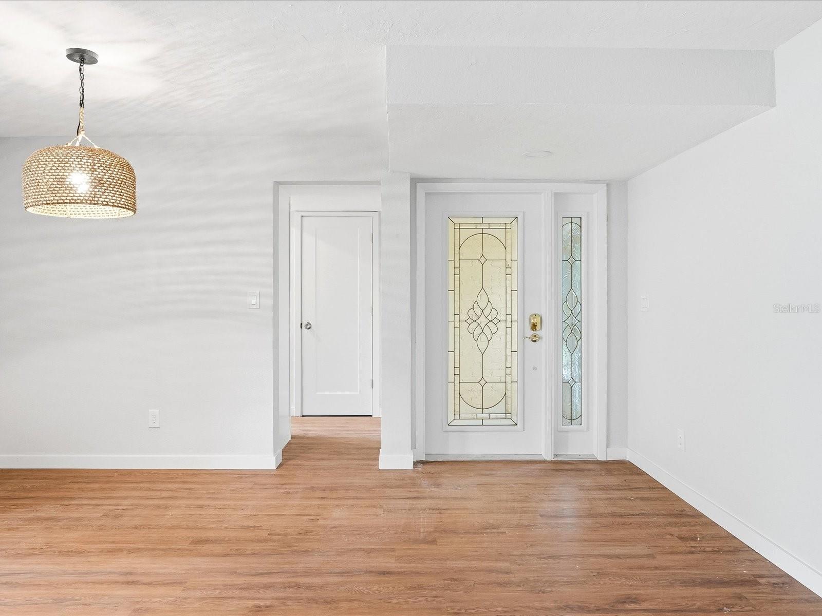 CHARLOTTE PARK - Residential