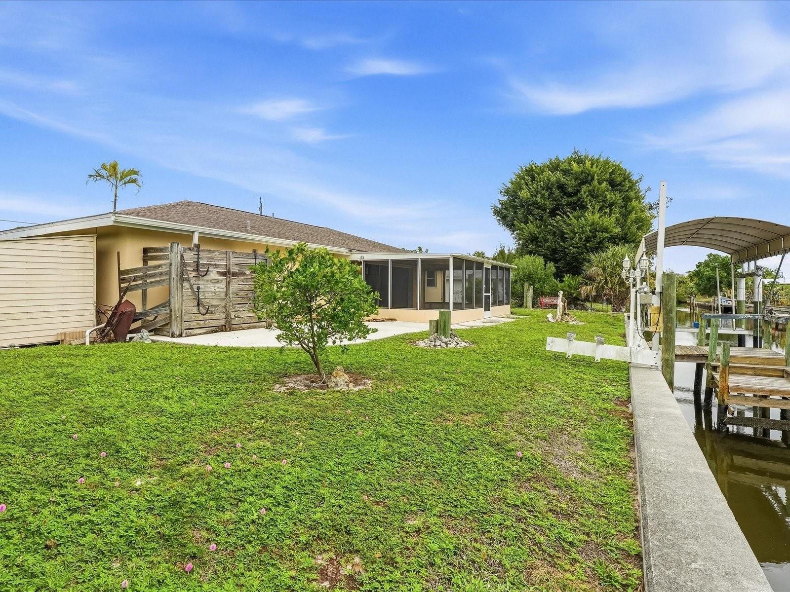 CHARLOTTE PARK - Residential