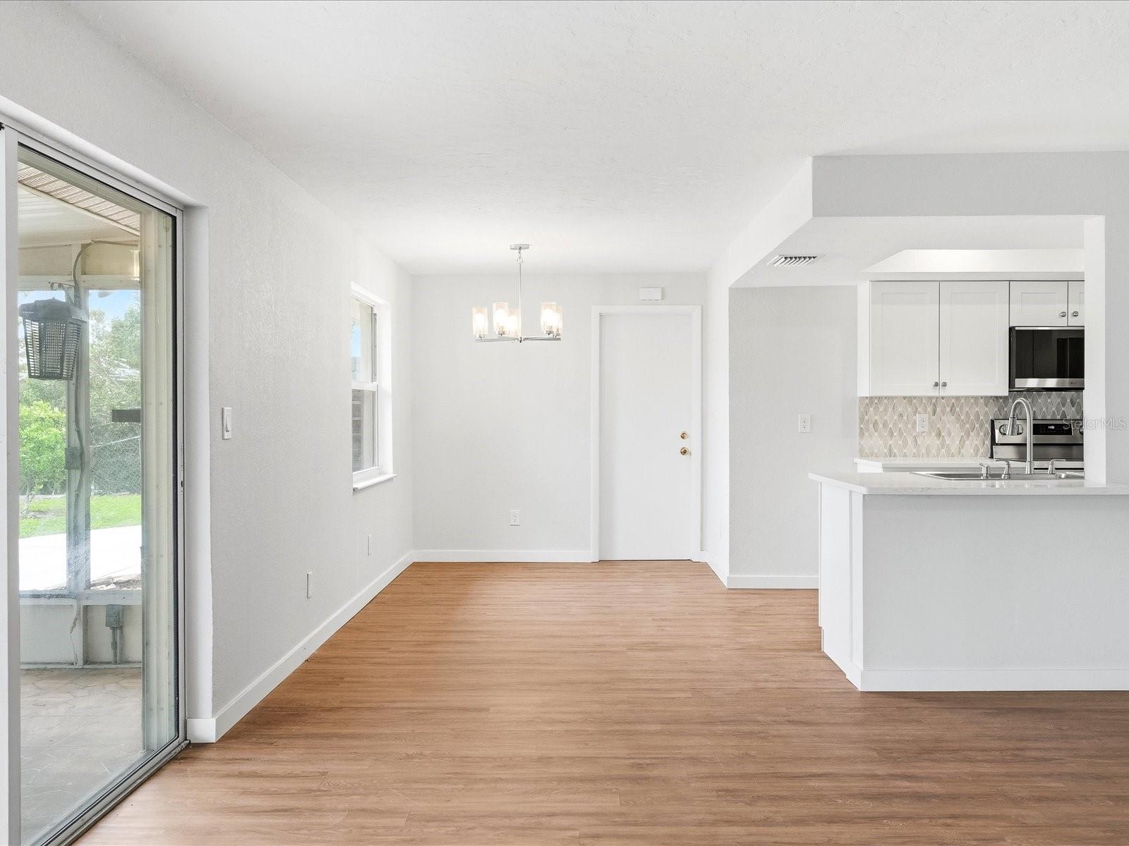 CHARLOTTE PARK - Residential