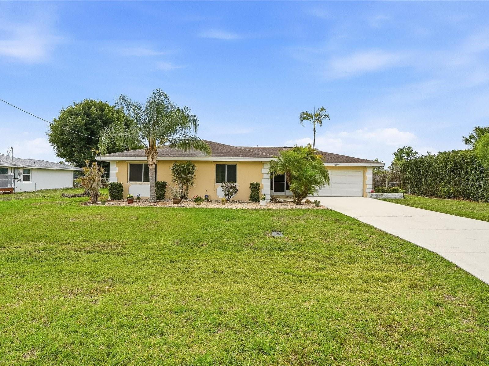 CHARLOTTE PARK - Residential