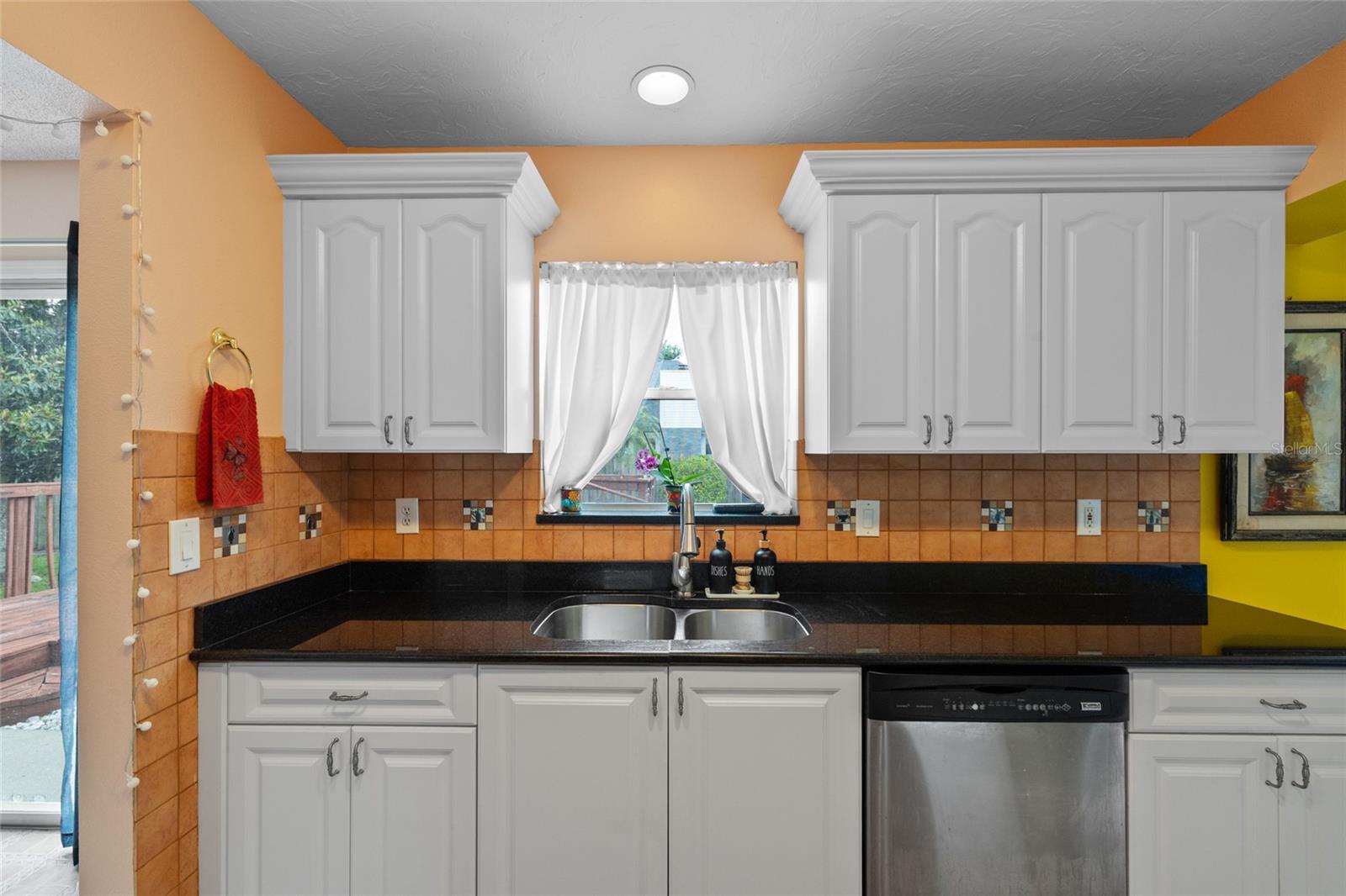 HUNTERS GROVE - Residential