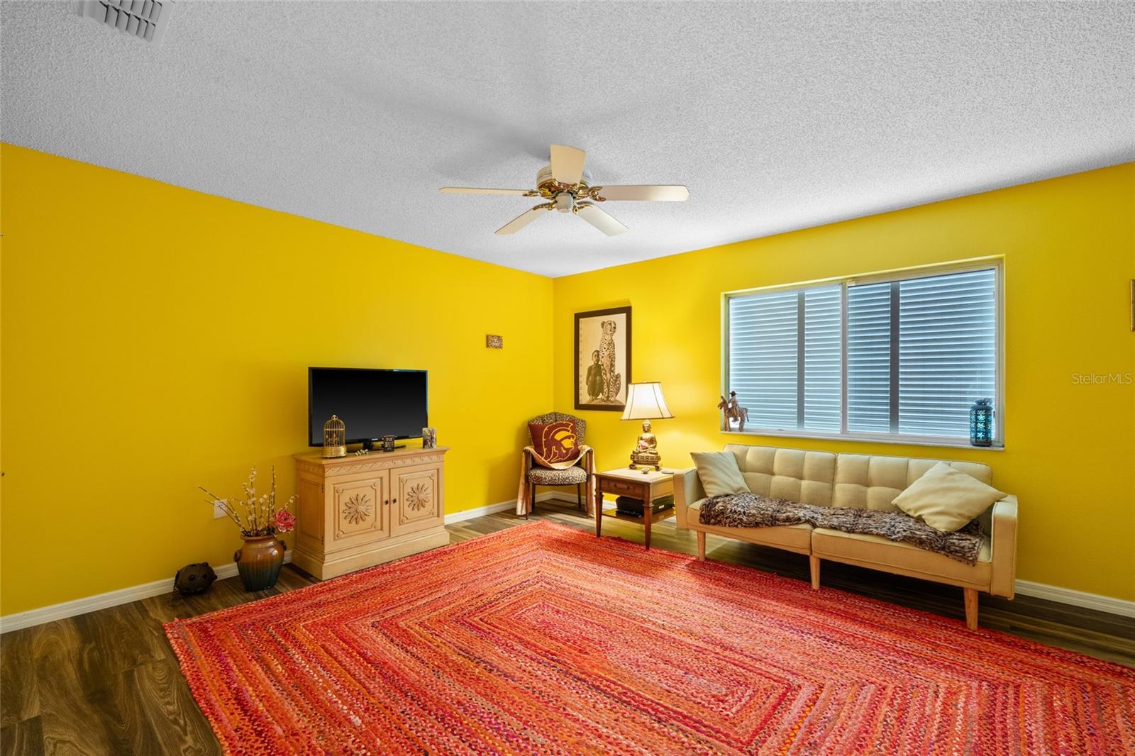 HUNTERS GROVE - Residential