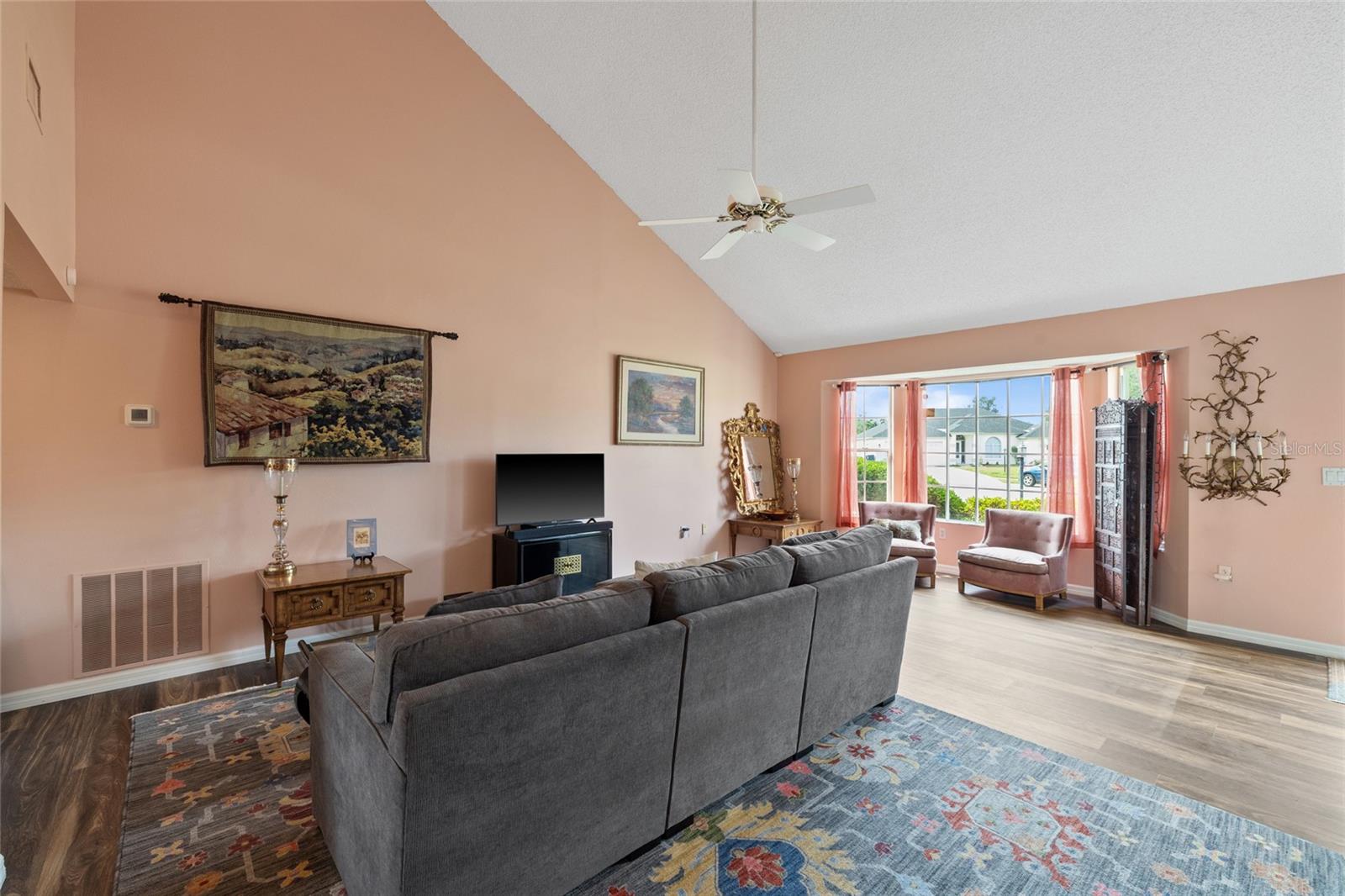 HUNTERS GROVE - Residential