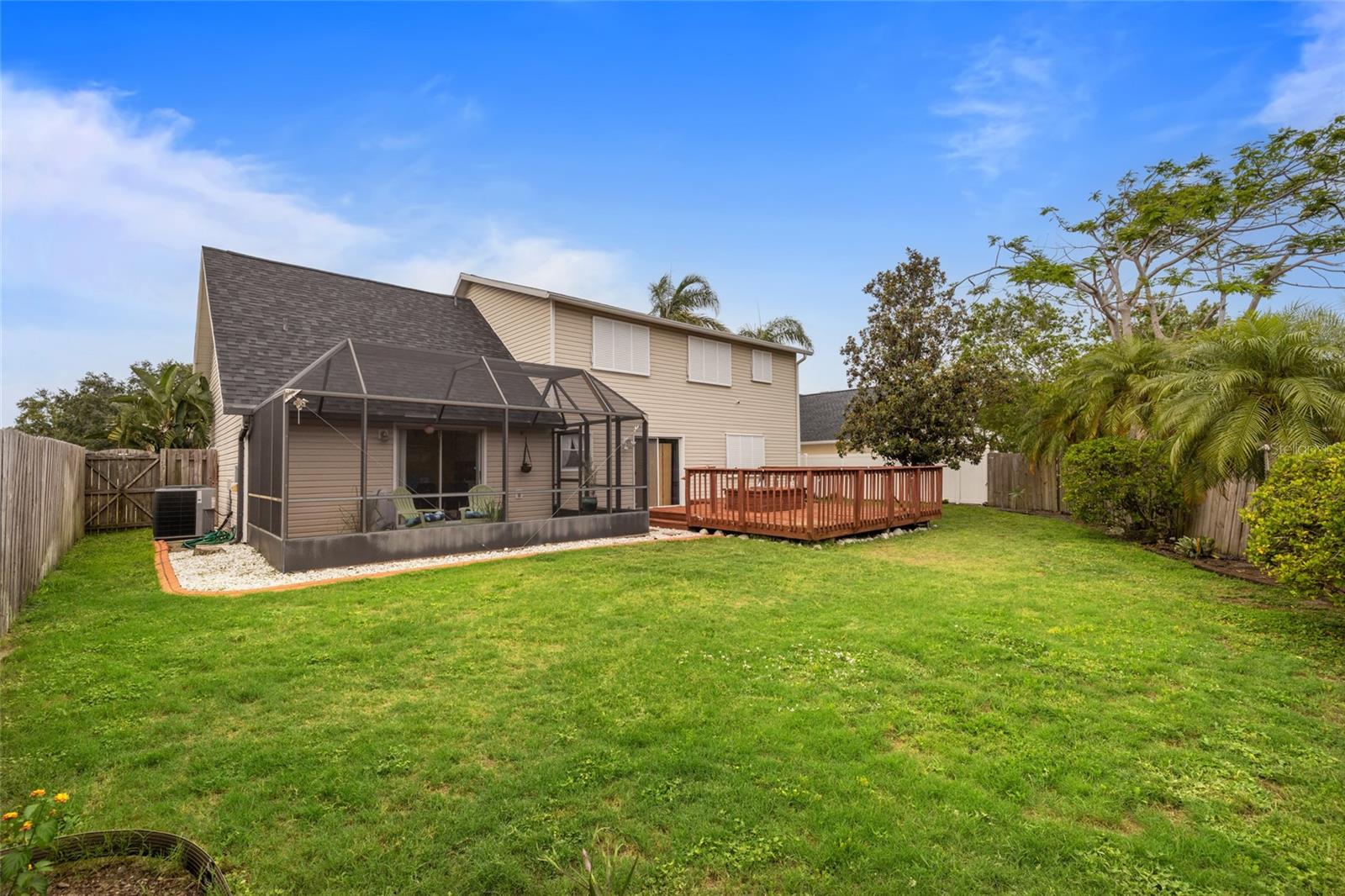 HUNTERS GROVE - Residential