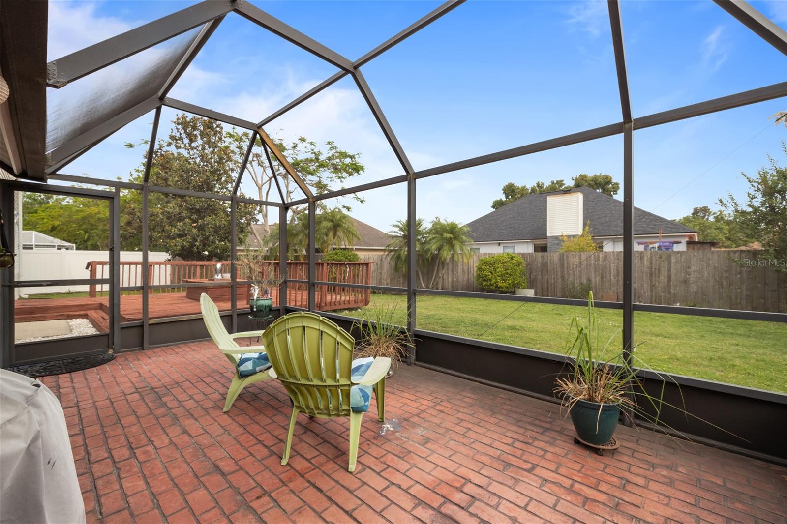 HUNTERS GROVE - Residential