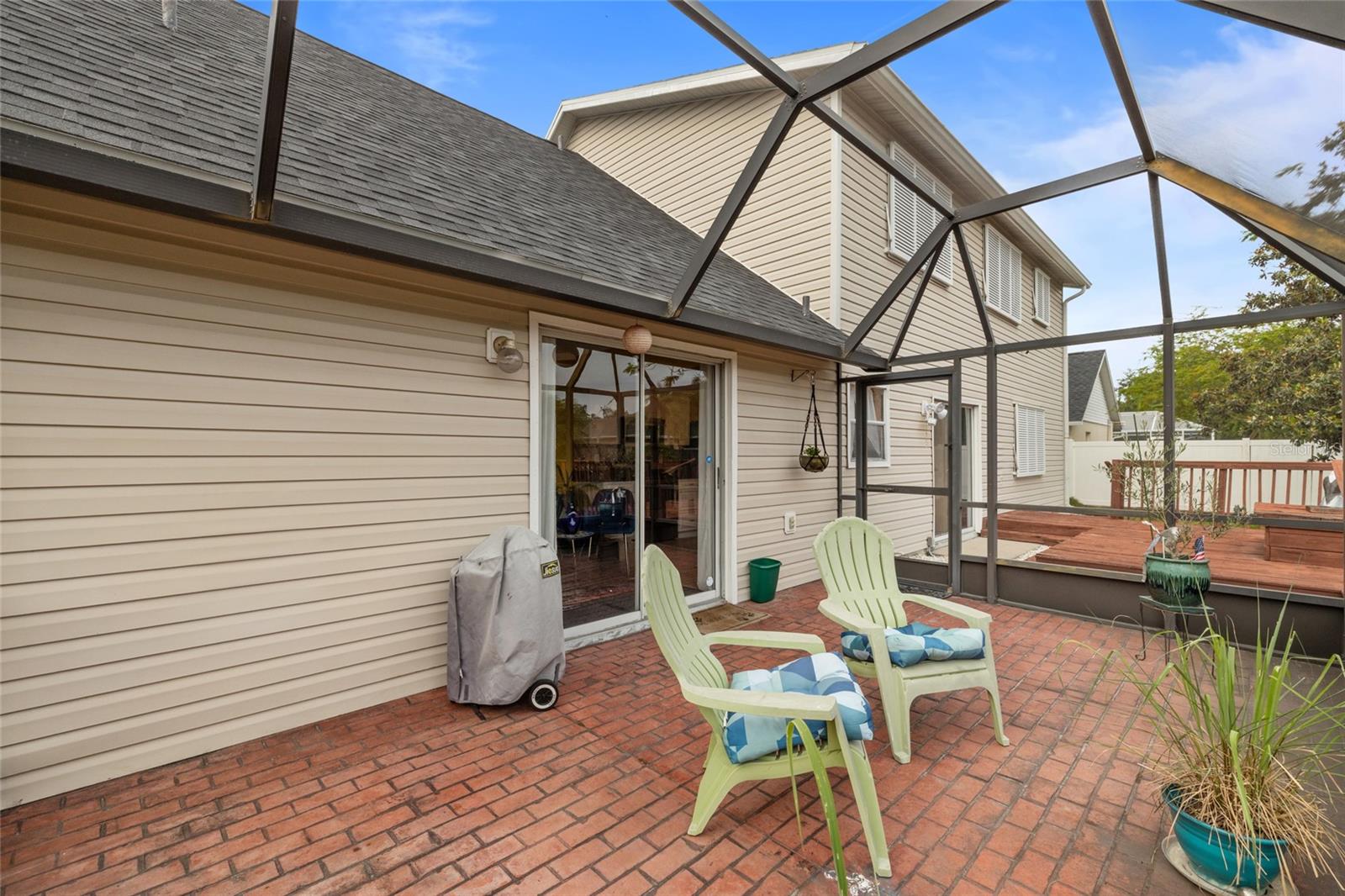 HUNTERS GROVE - Residential