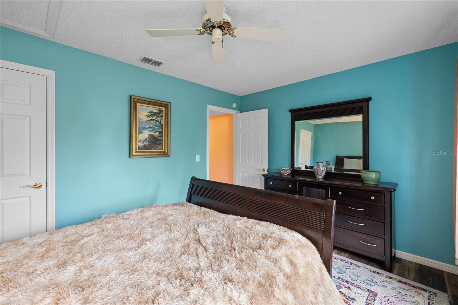 HUNTERS GROVE - Residential