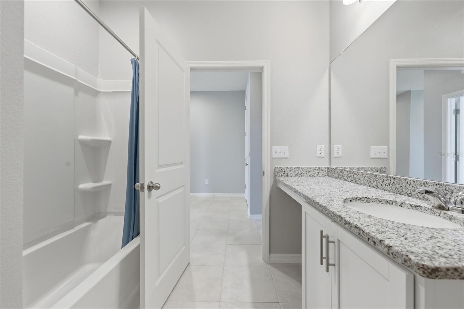 LEGENDS POINTE - Residential