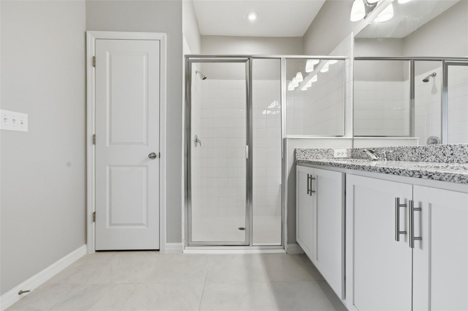 LEGENDS POINTE - Residential