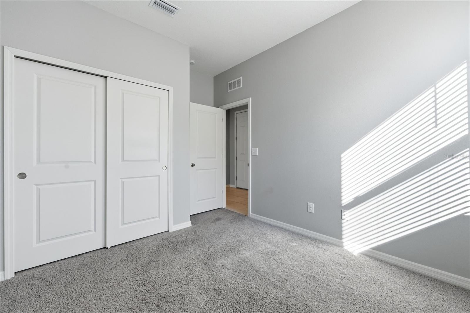 LEGENDS POINTE - Residential