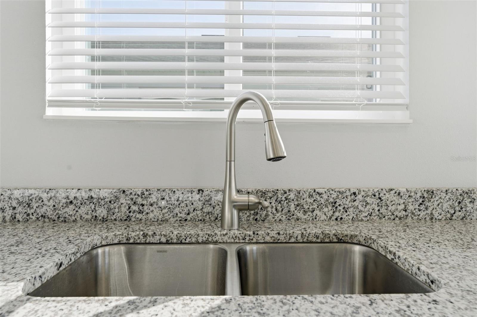 LEGENDS POINTE - Residential