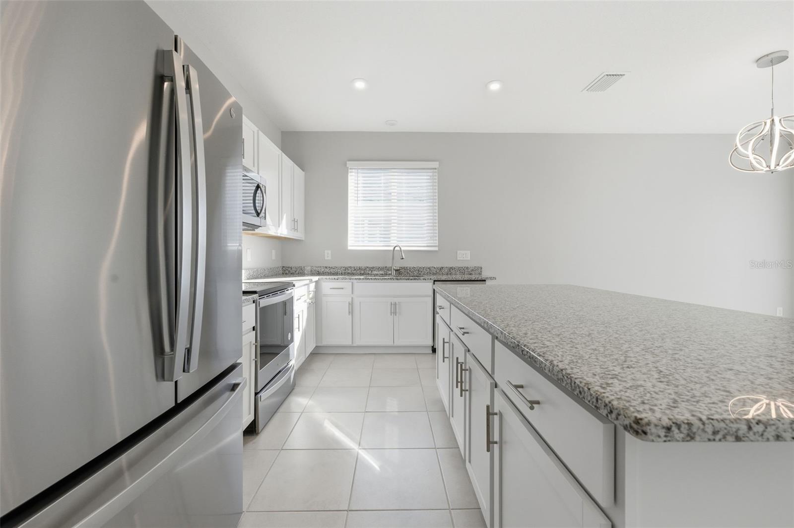 LEGENDS POINTE - Residential