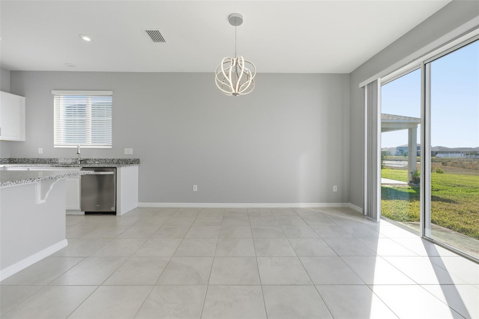 LEGENDS POINTE - Residential