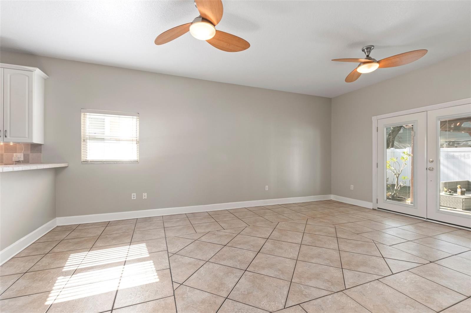 ARLINGTON HEIGHTS - Residential Lease