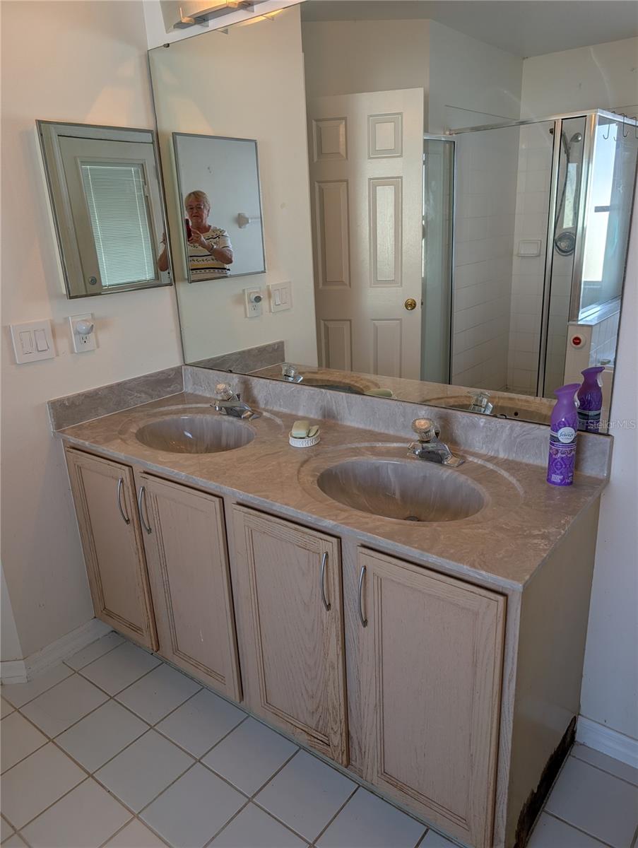 SUNRIDGE WOODS PH 03 - Residential