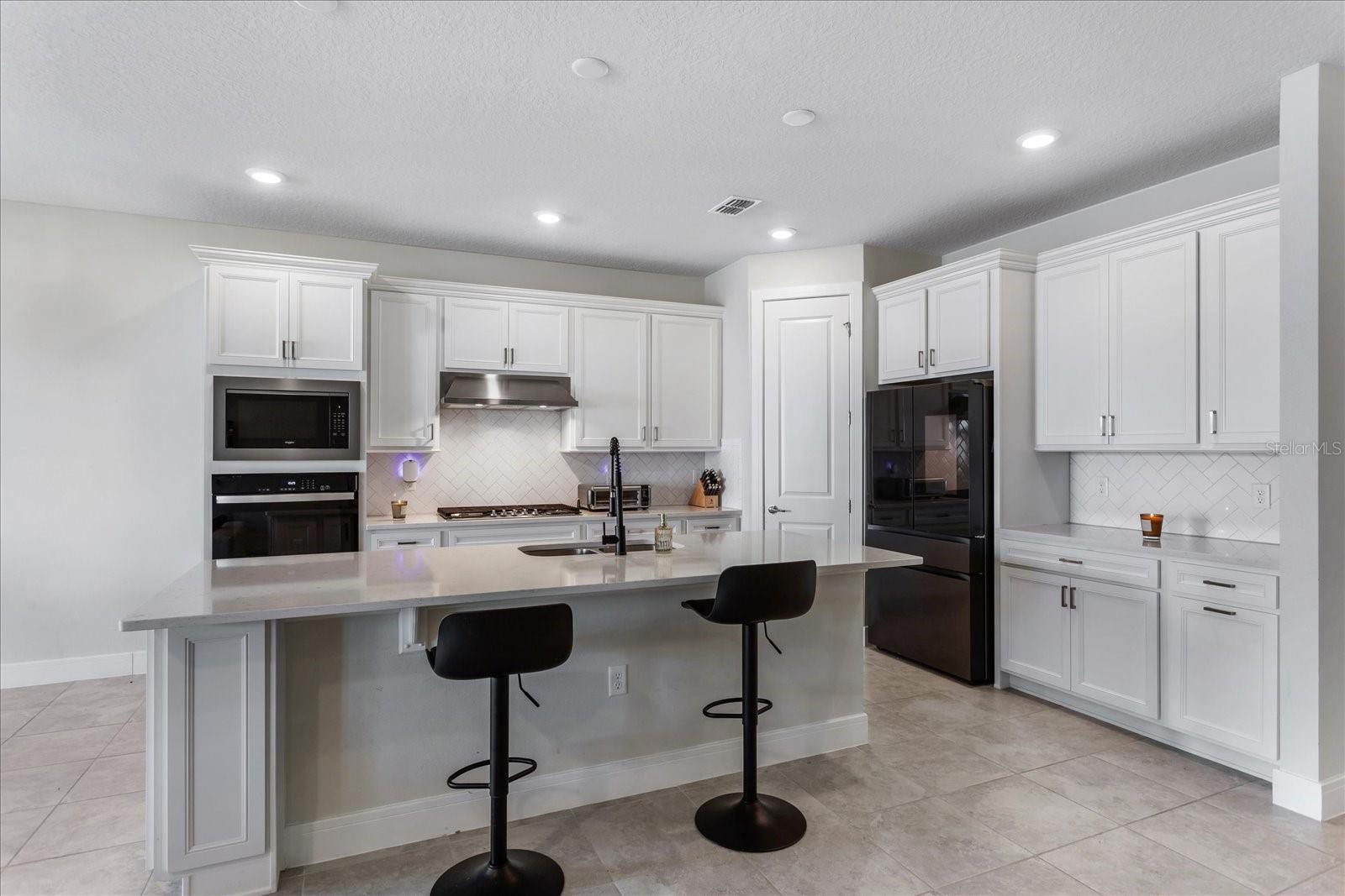 WINDING MEADOWS - Residential