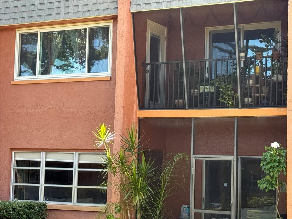 Photo of 4805 Alt 19 #422, Palm Harbor, FL 34683 (MLS # W7889990)