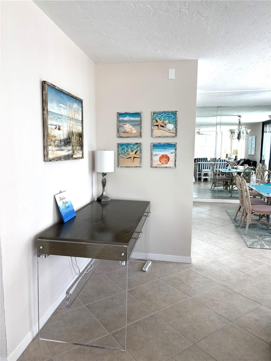 VALENCIA CONDO APTS - Residential Lease