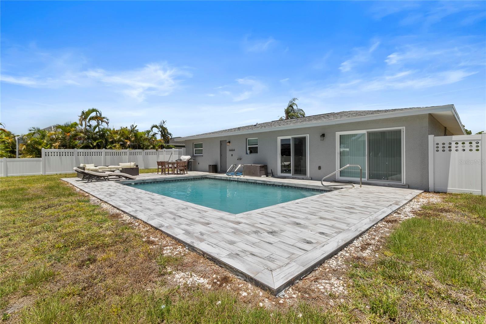 ROTONDA WEST OAKLAND HILLS - Residential Lease