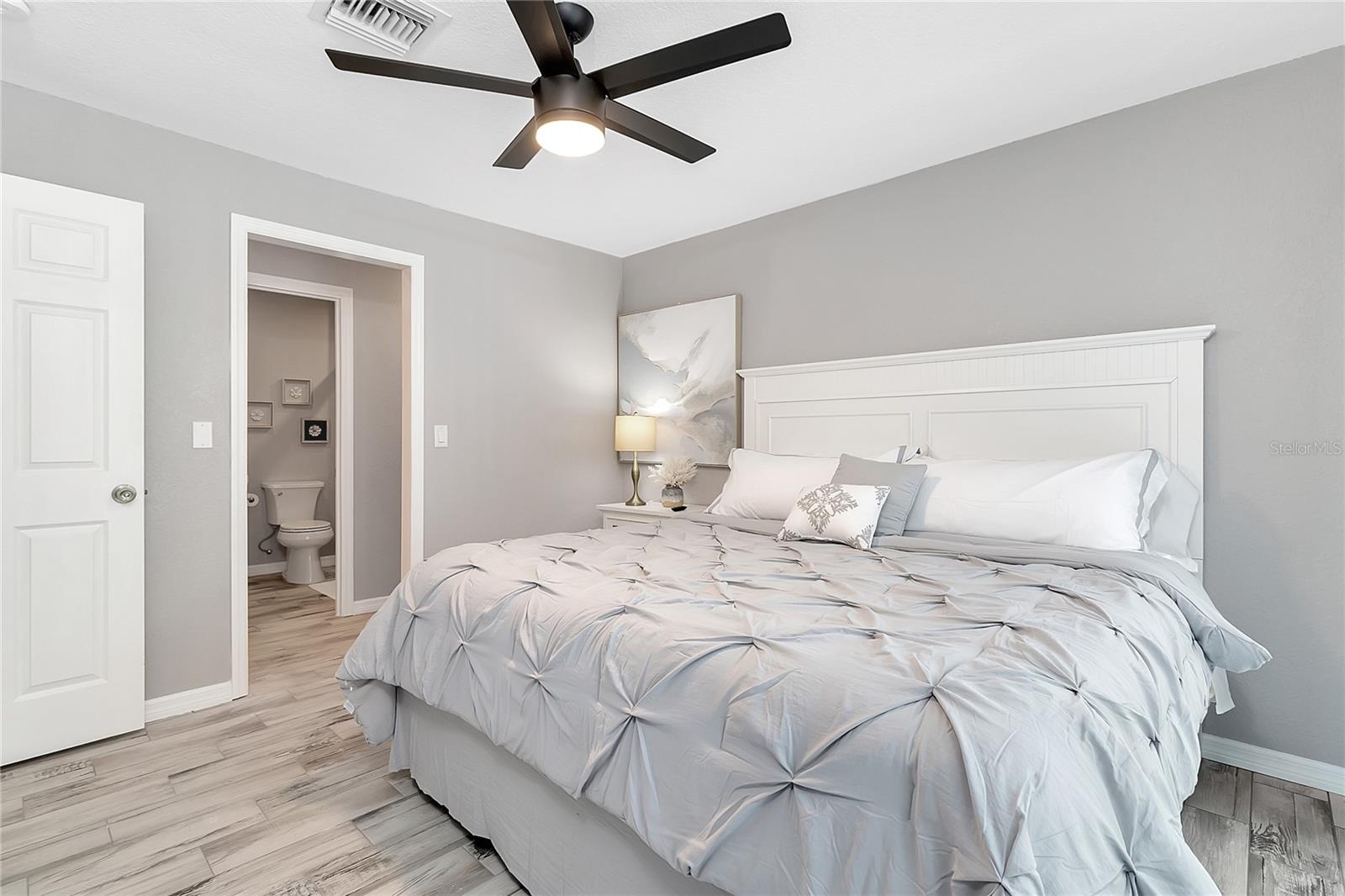 ROTONDA WEST OAKLAND HILLS - Residential Lease