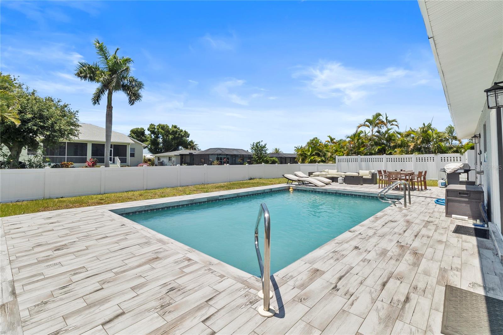 ROTONDA WEST OAKLAND HILLS - Residential Lease