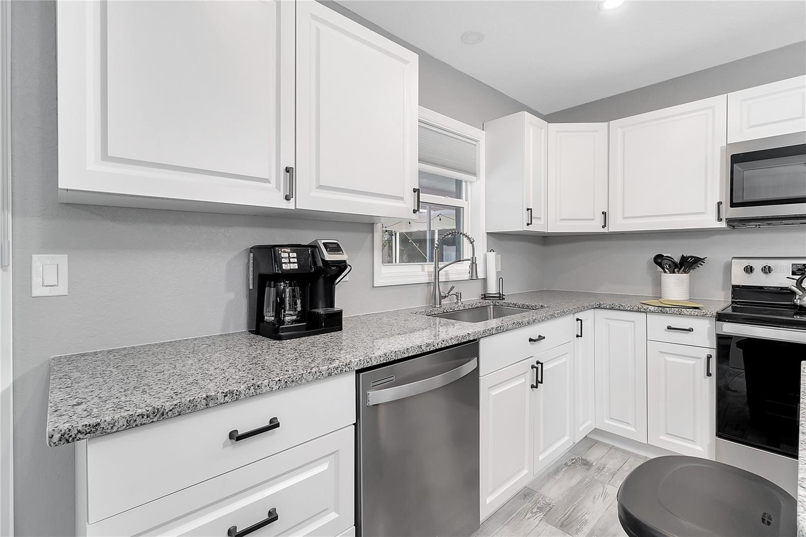 ROTONDA WEST OAKLAND HILLS - Residential Lease