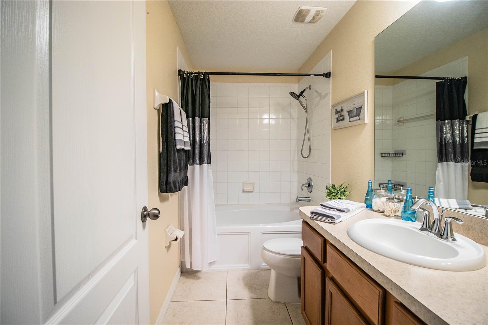 COBBLESTONE LANDING TWNHMS CONDO - Residential Lease