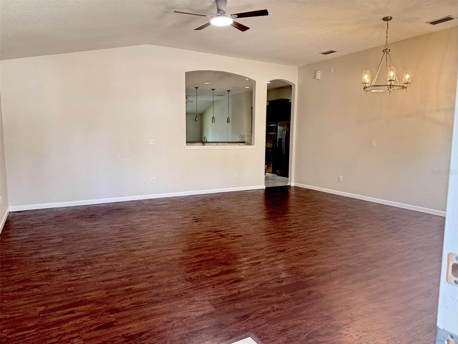 8135 NW 54TH STREET