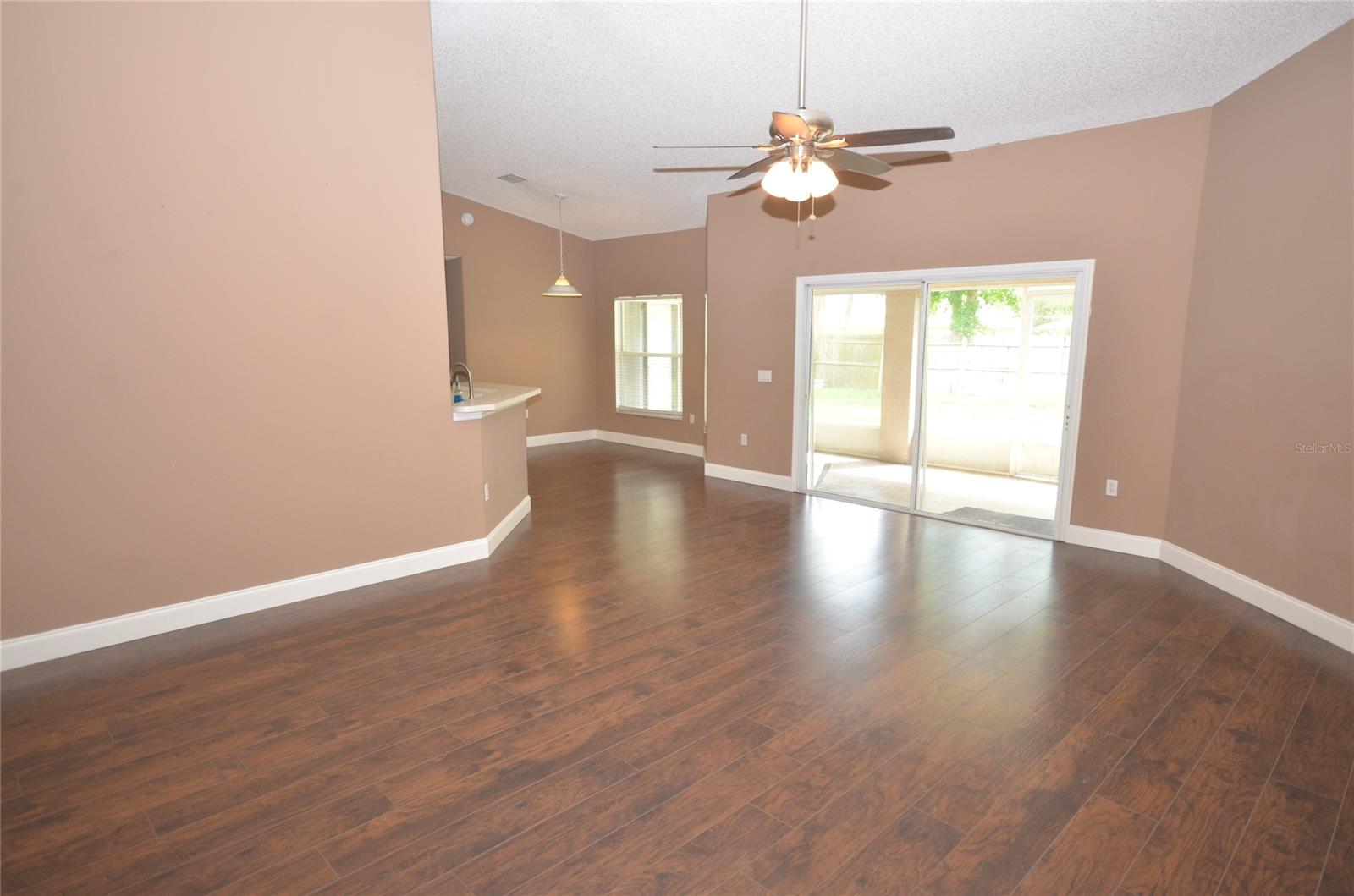 Florida Shores 01 - Residential