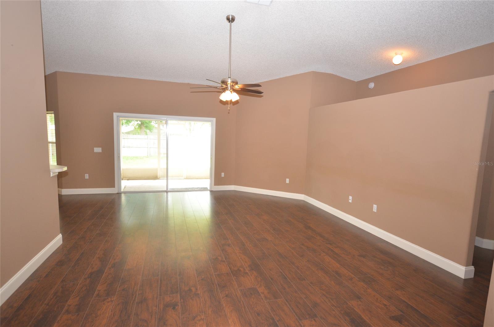 Florida Shores 01 - Residential