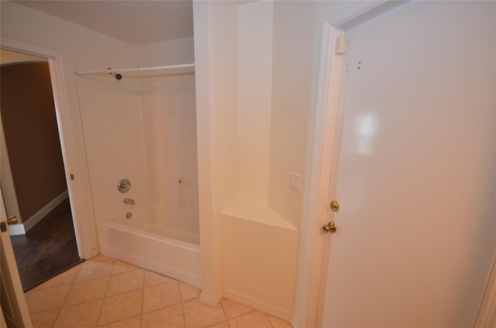 Florida Shores 01 - Residential