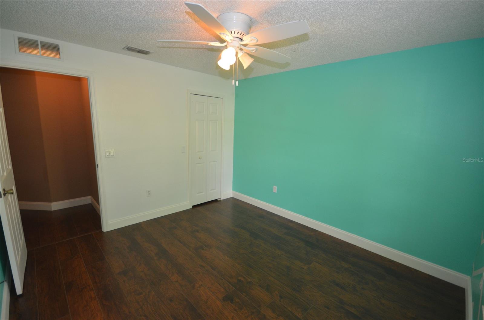 Florida Shores 01 - Residential