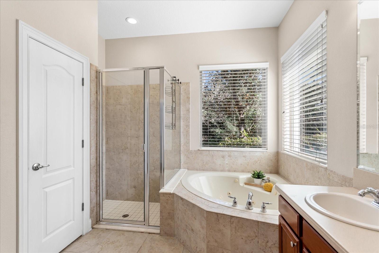 HEATHROW COUNTRY ESTATE HOMES PHASE ONE - Residential