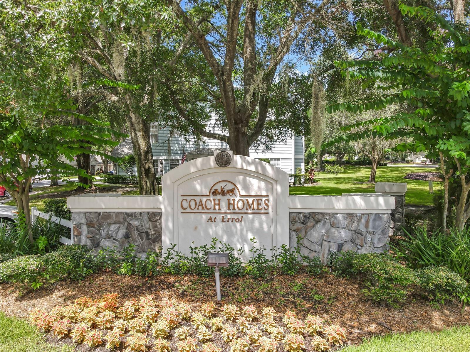 COACH HOMES AT ERROL PH 01 - Residential