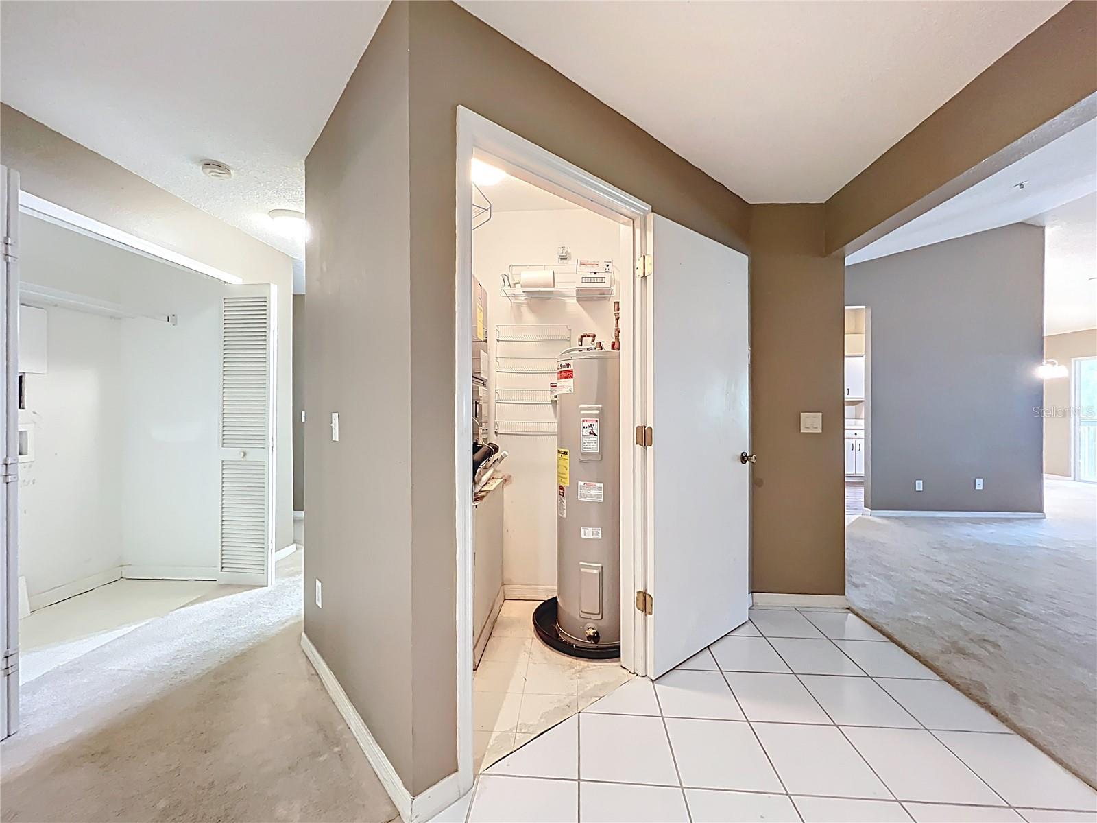 COACH HOMES AT ERROL PH 01 - Residential