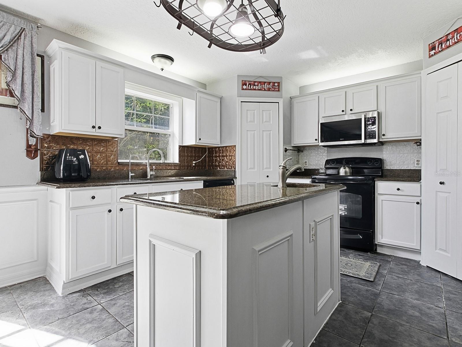 PARK HILL SUB - Residential