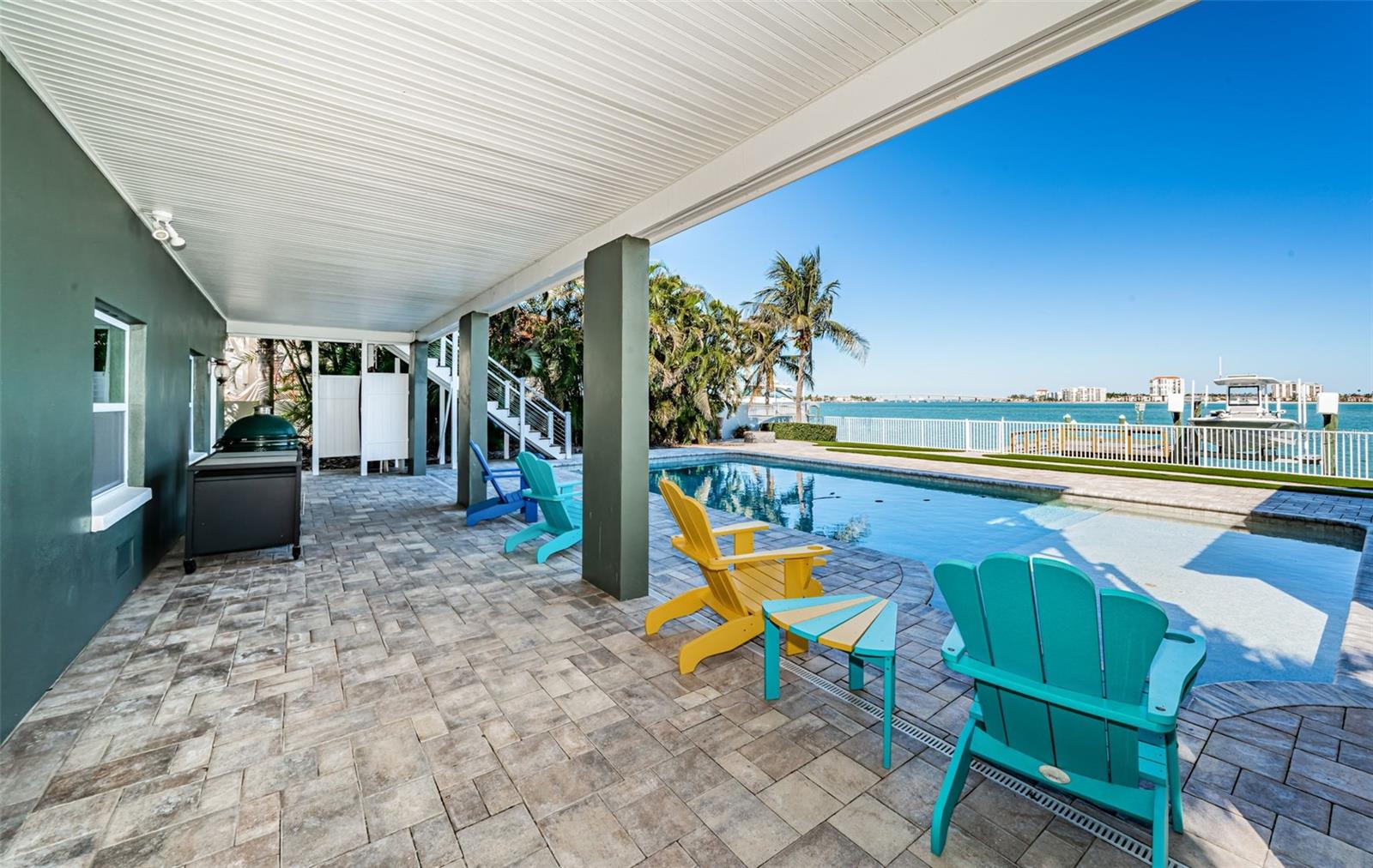 TIERRA VERDE - Residential