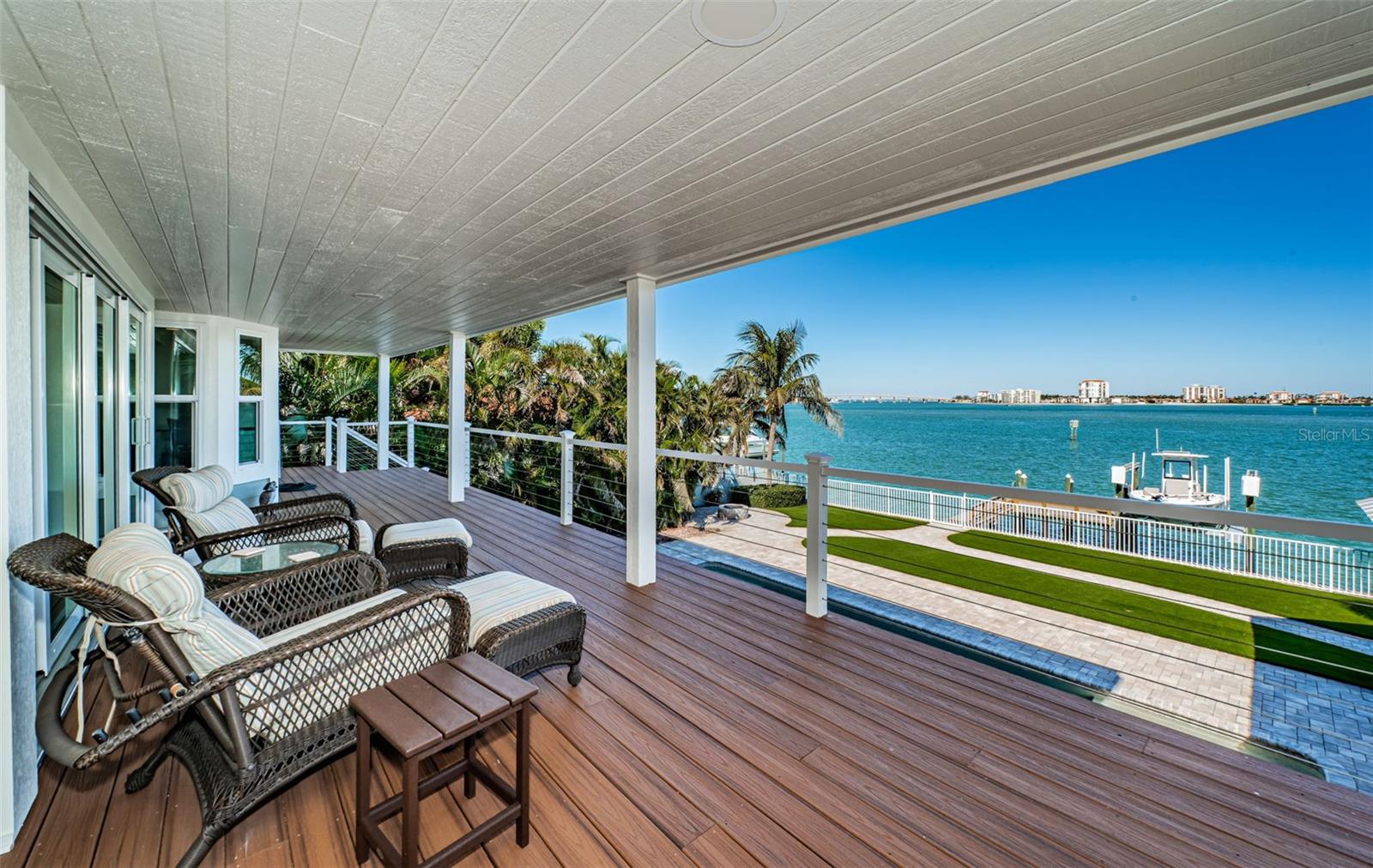 TIERRA VERDE - Residential