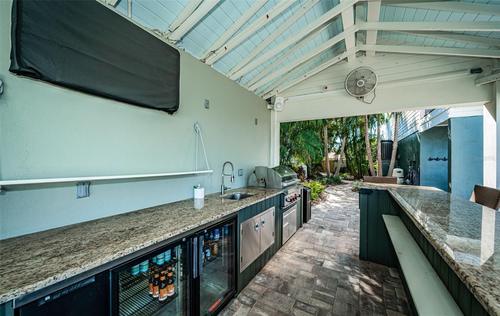 TIERRA VERDE - Residential