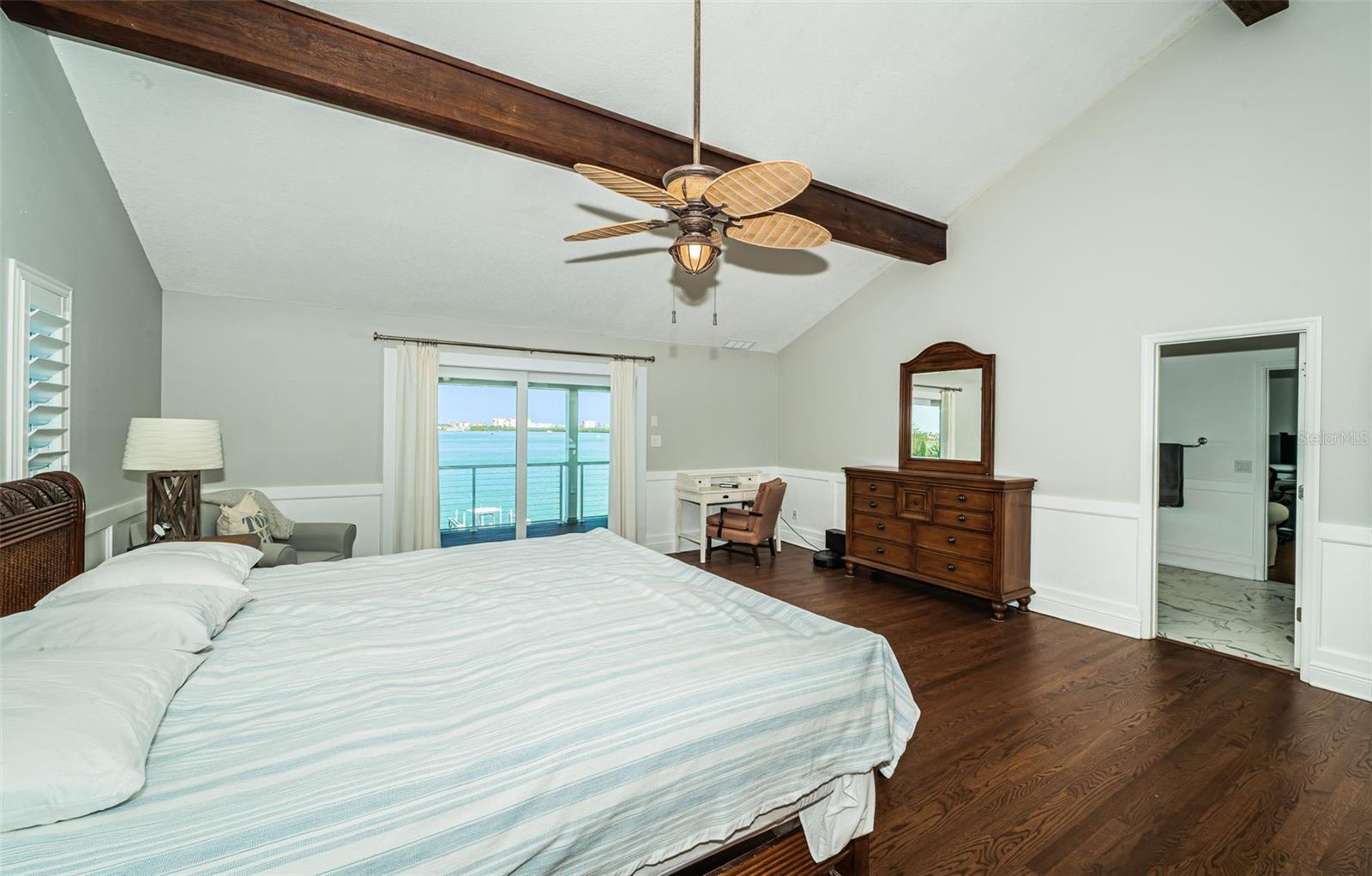 TIERRA VERDE - Residential