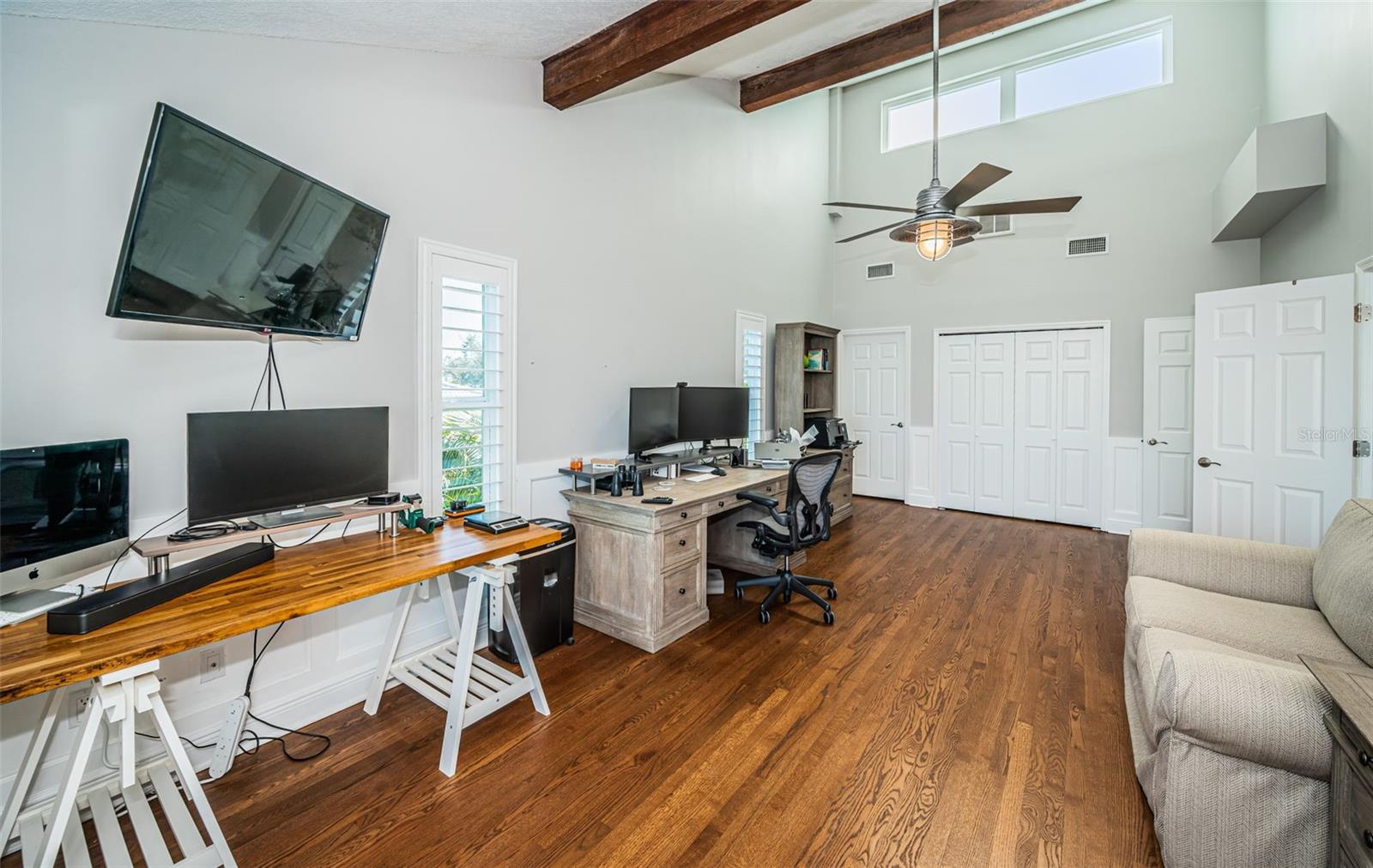 TIERRA VERDE - Residential