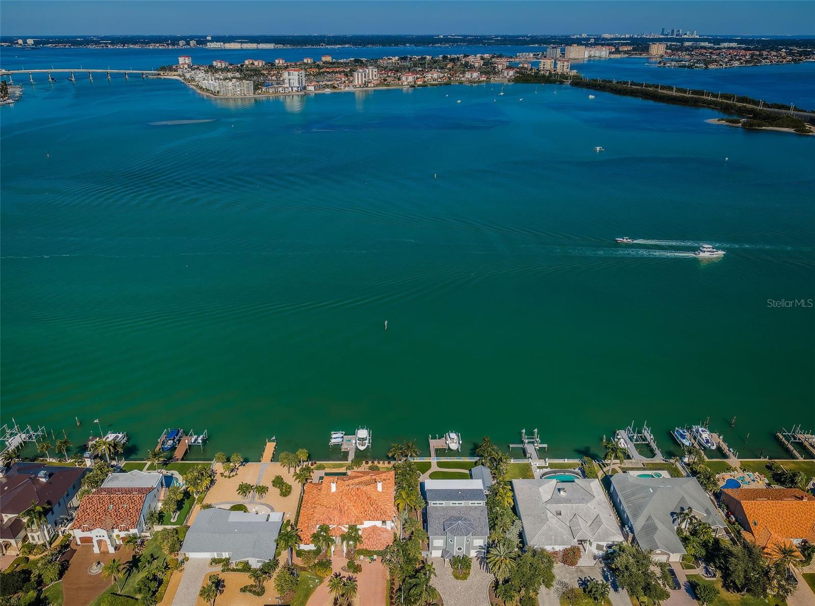 TIERRA VERDE - Residential