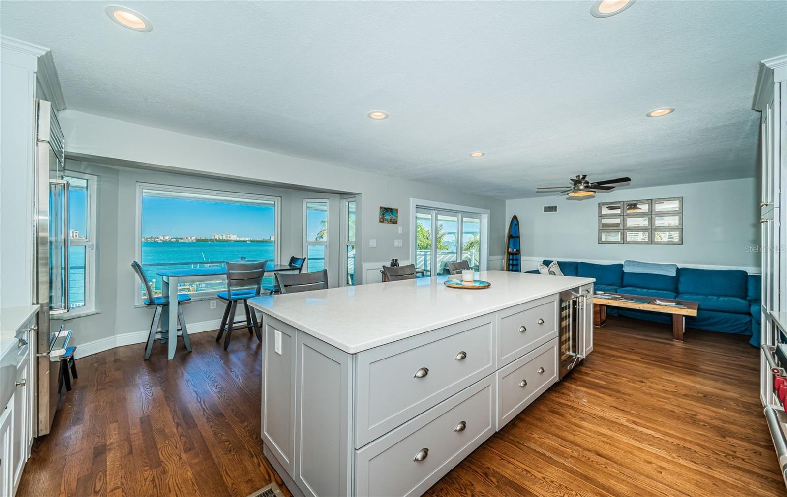 TIERRA VERDE - Residential