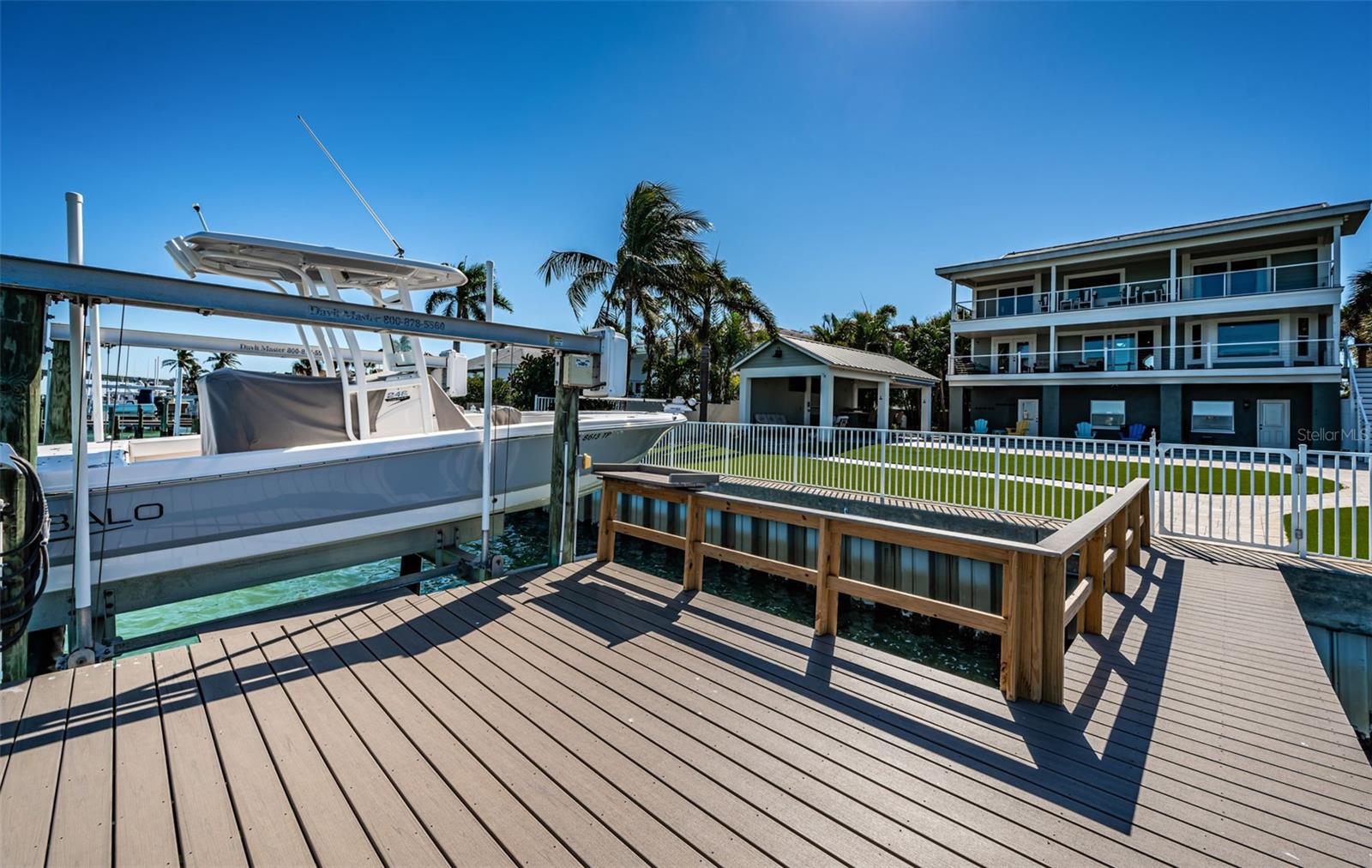 TIERRA VERDE - Residential