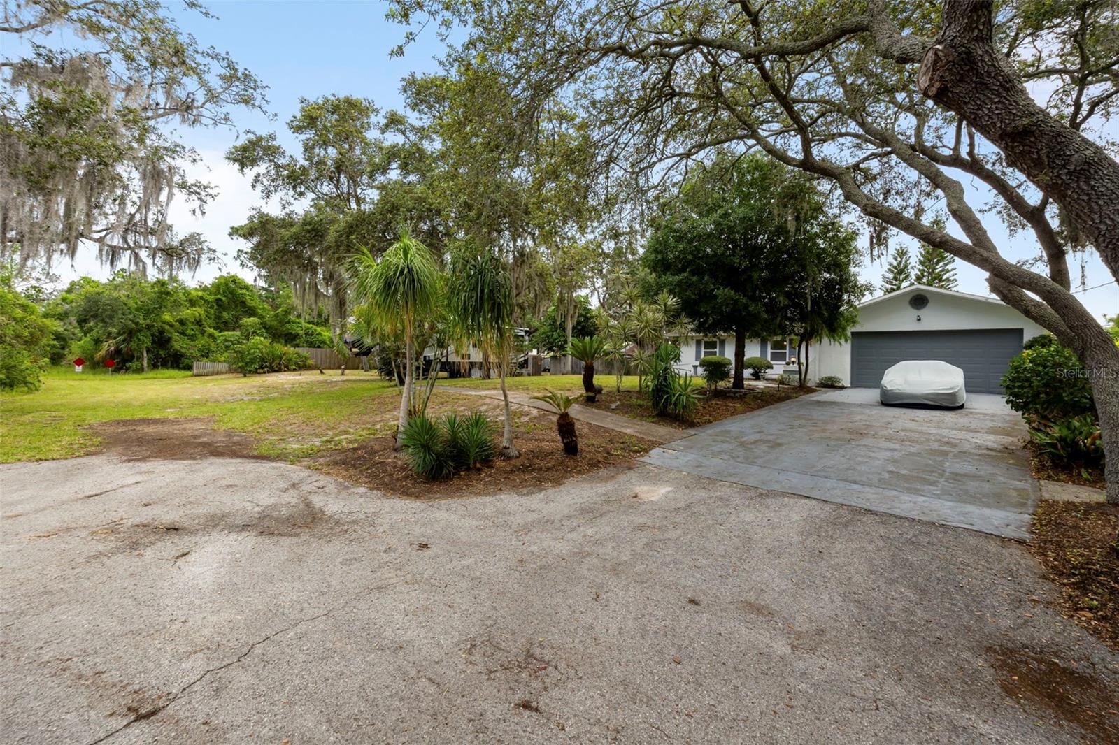 818 EUNICE DRIVE