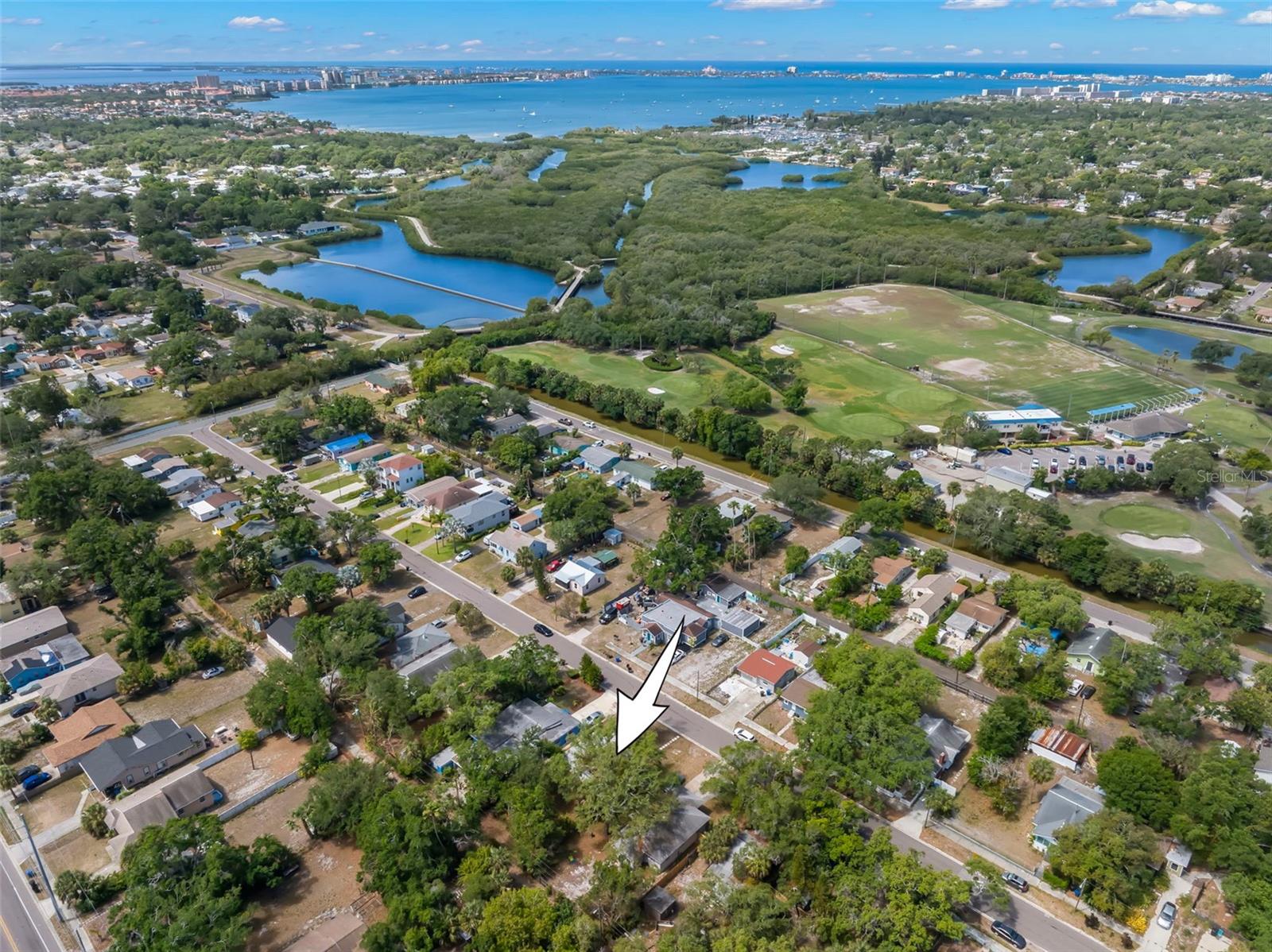 ESTELLE MANOR - Residential