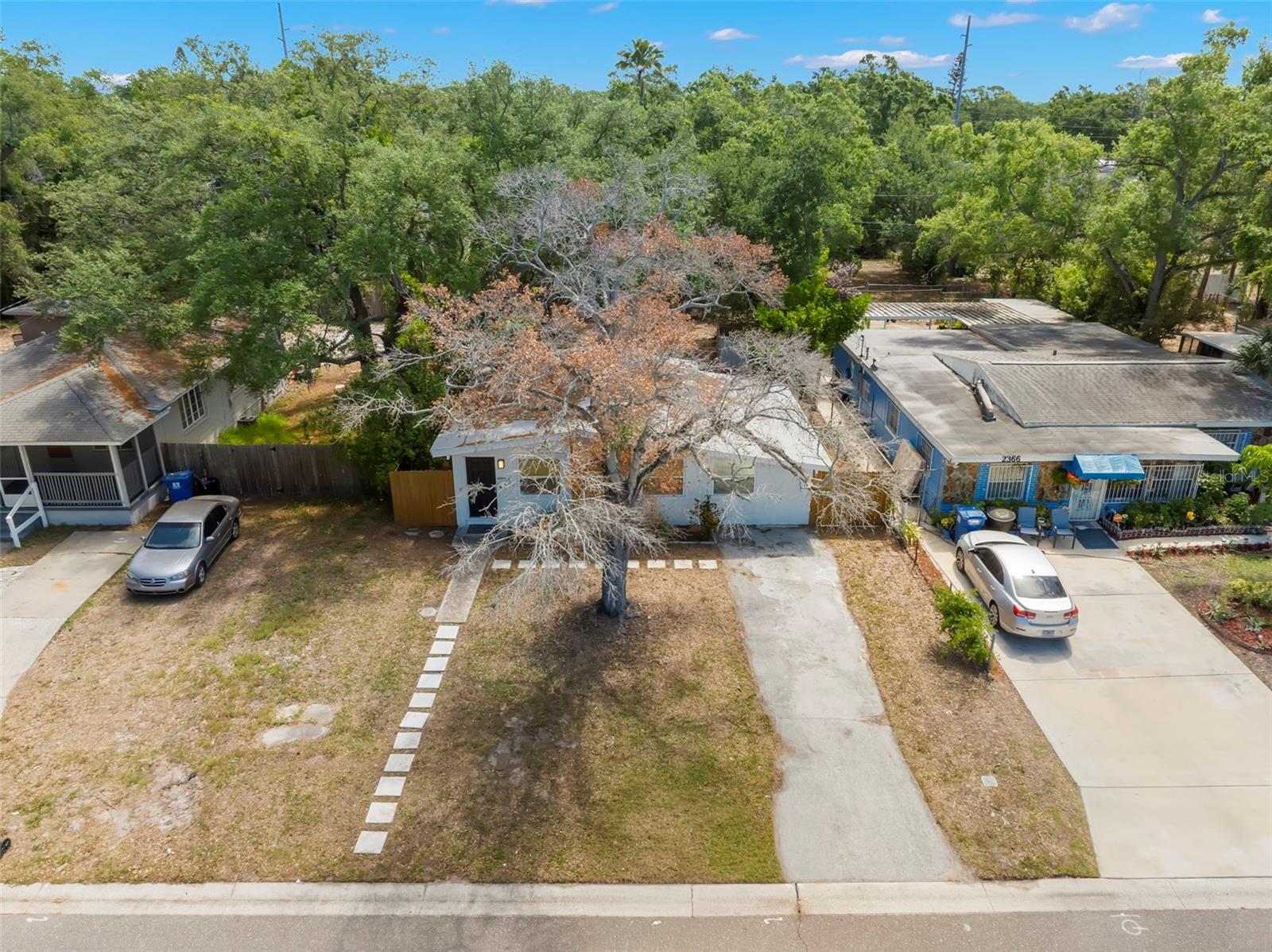 ESTELLE MANOR - Residential