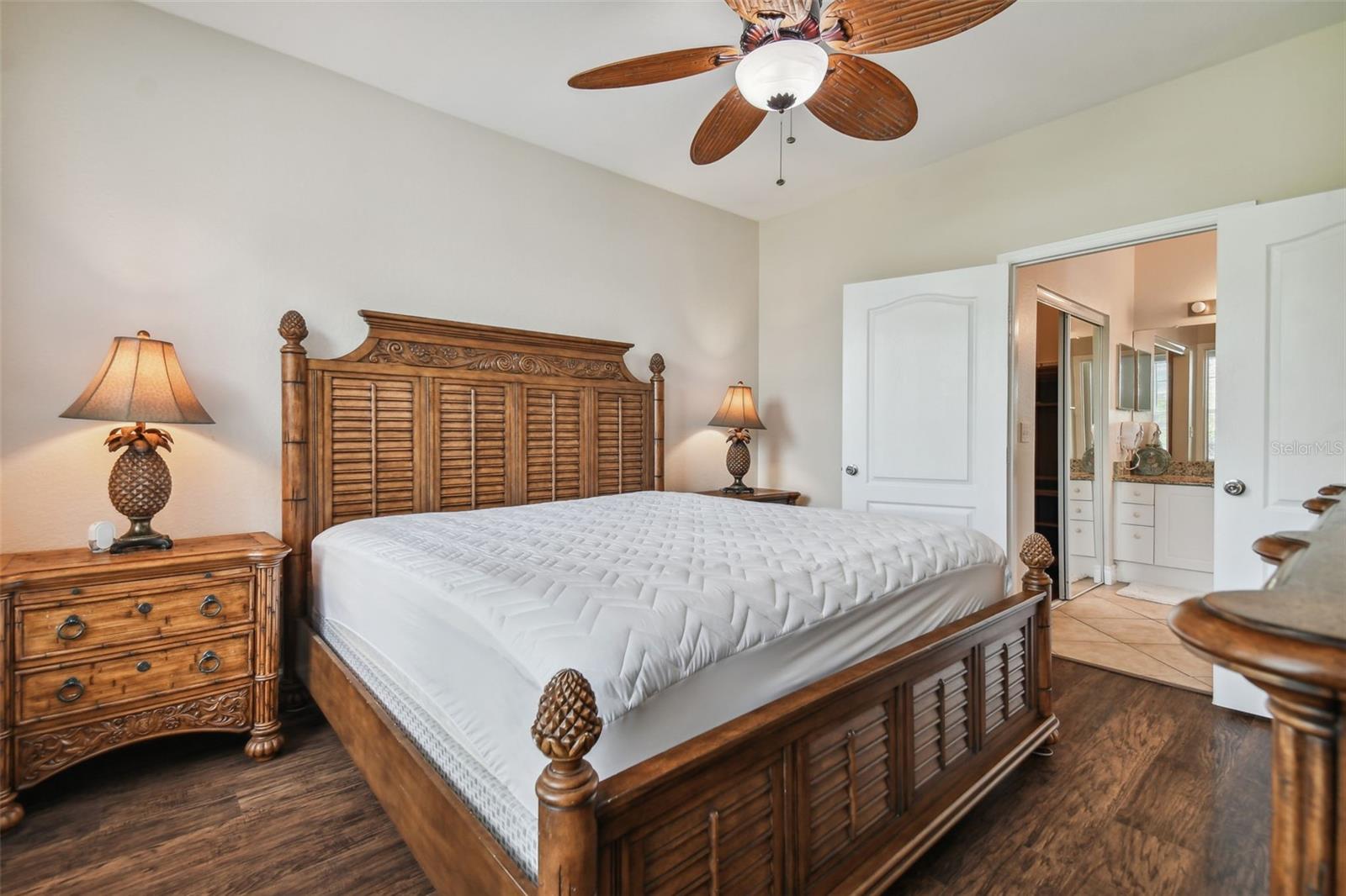 GRAND VENEZIA AT BAYWATCH CONDO - Residential Lease